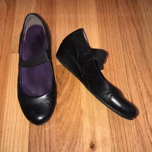 Easy Spirit Womens Black Leather Wedge Shoes Sz 7